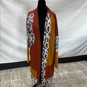 Stylish Women's Cardigan in Rust and Mustard
